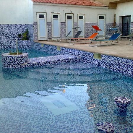 Hotel Privilege Bir El Djir Bagian luar foto